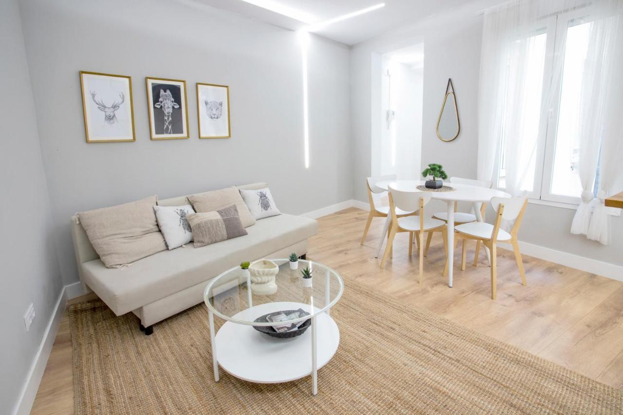Apartamento En Pleno Centro De Madrid -Ac And Wifi Bagian luar foto