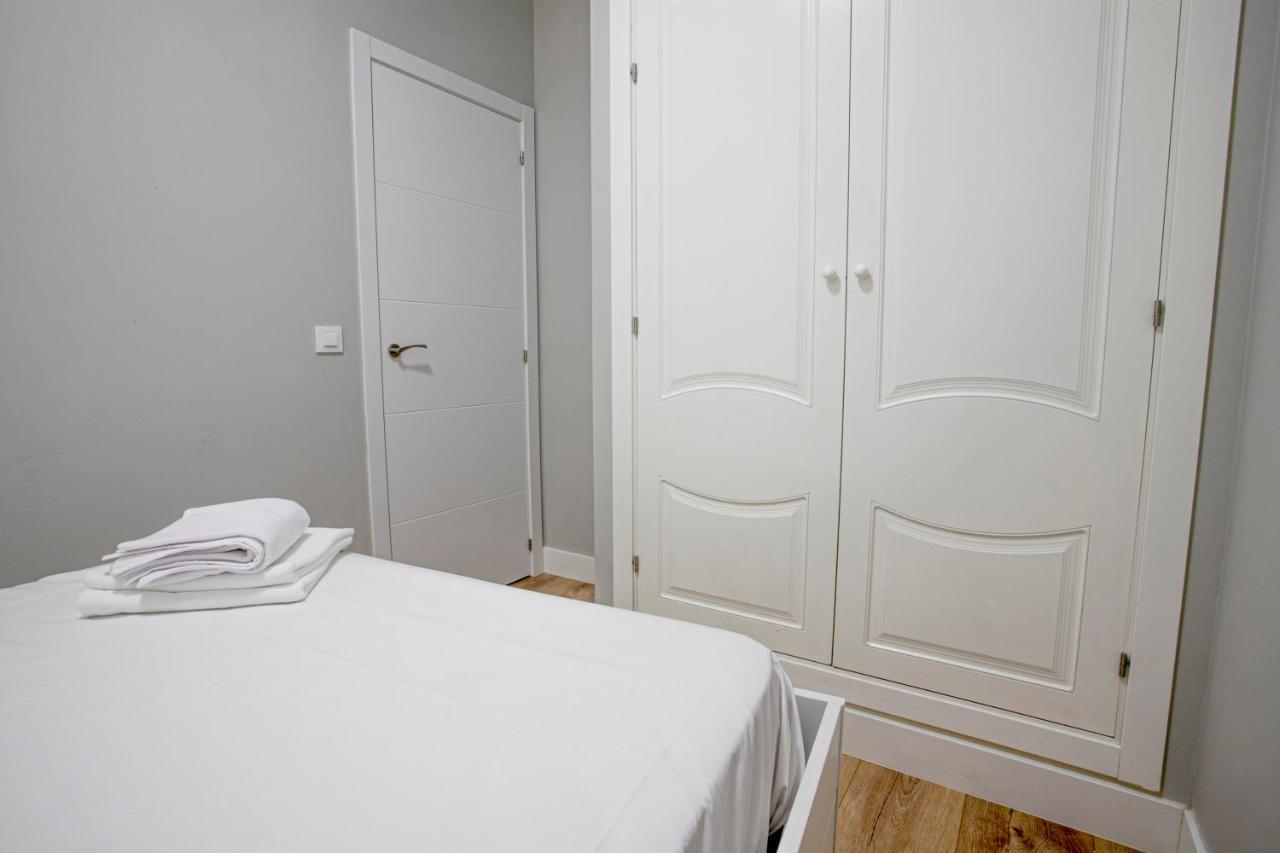 Apartamento En Pleno Centro De Madrid -Ac And Wifi Bagian luar foto