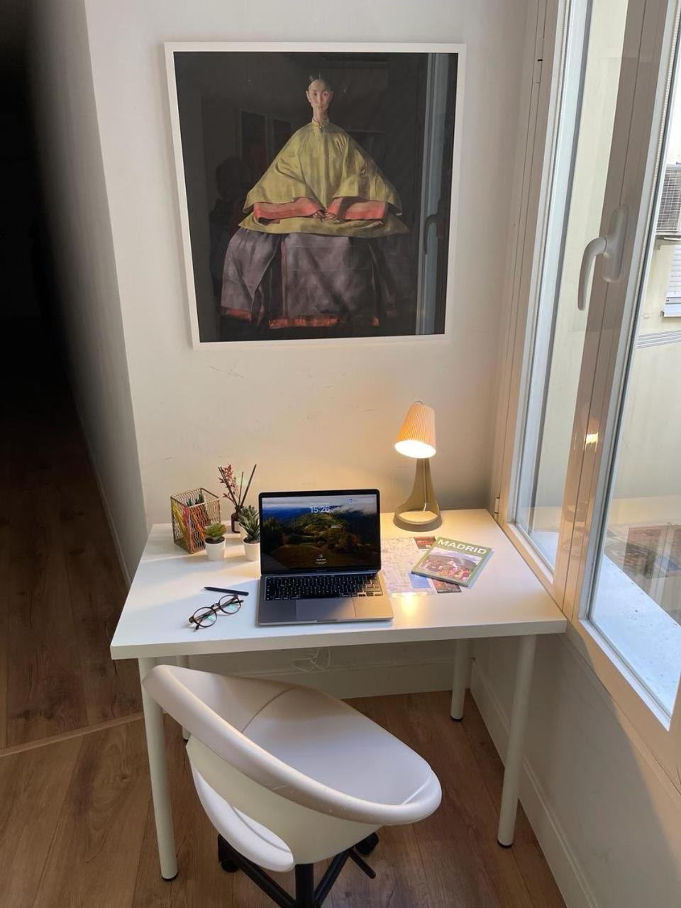 Apartamento En Pleno Centro De Madrid -Ac And Wifi Bagian luar foto